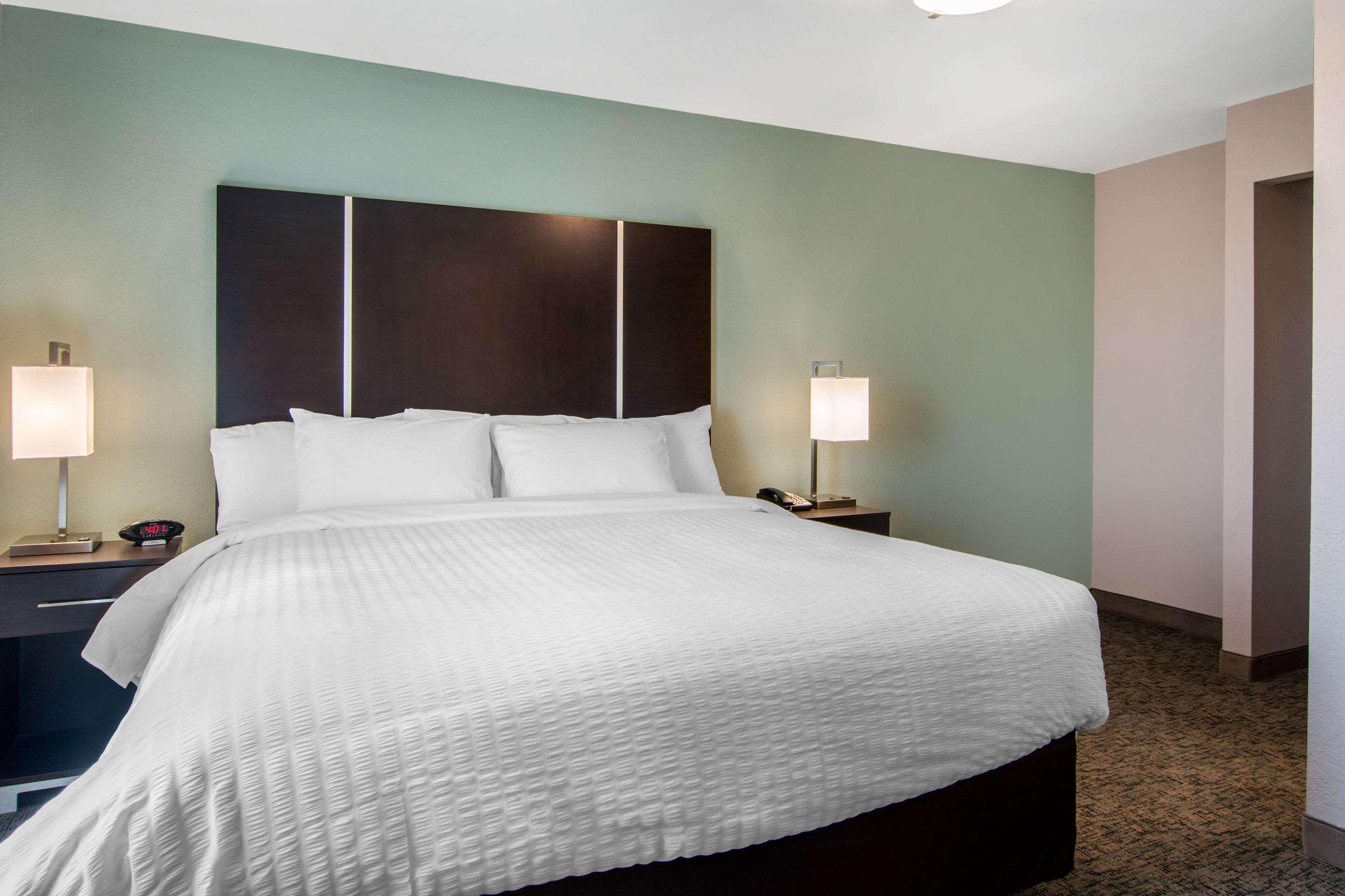 Clarion Inn & Suites Atlanta Downtown Екстер'єр фото