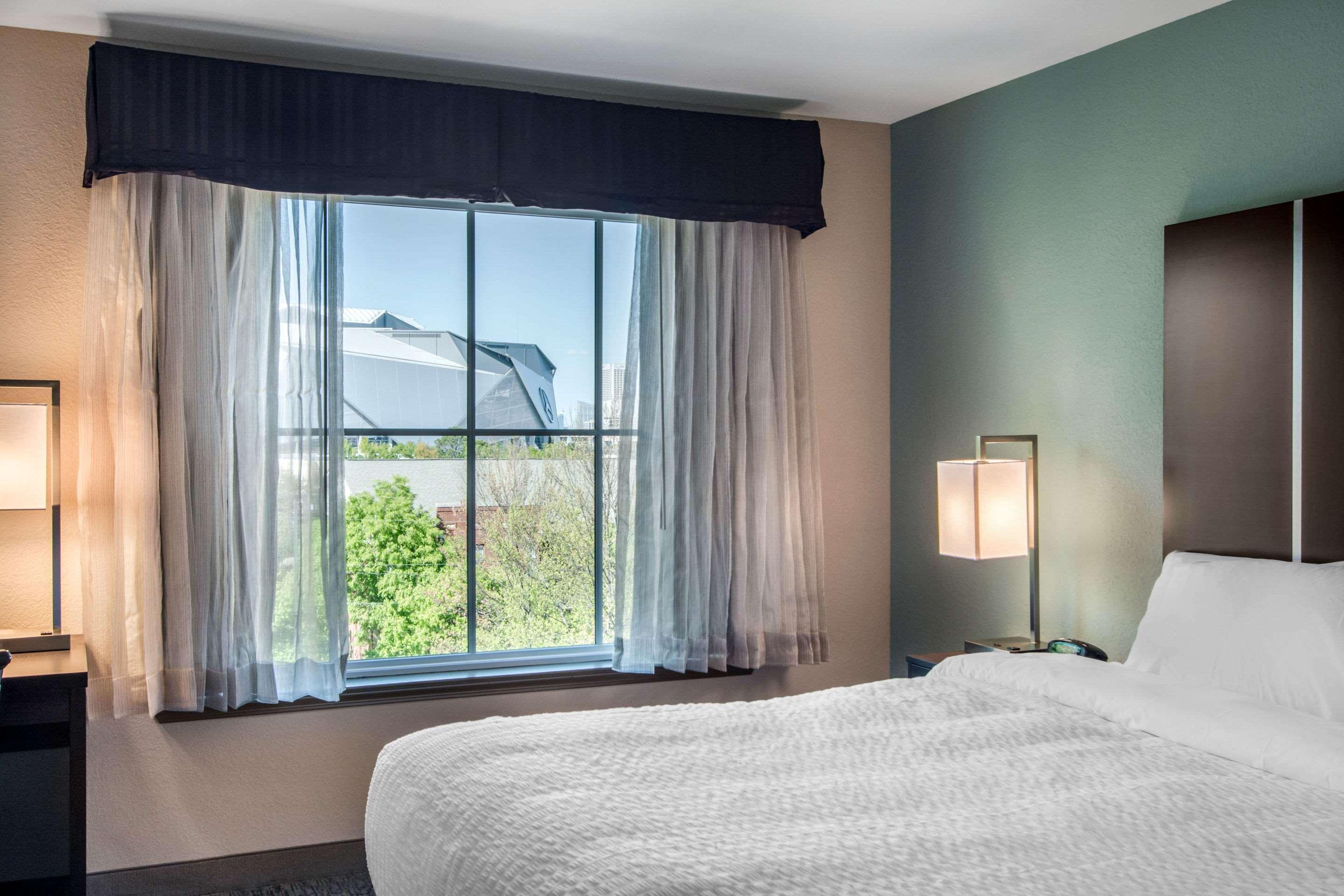 Clarion Inn & Suites Atlanta Downtown Екстер'єр фото