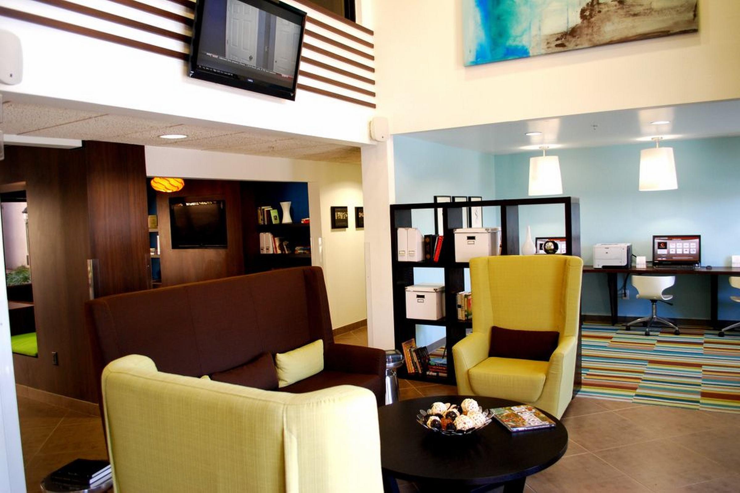 Clarion Inn & Suites Atlanta Downtown Екстер'єр фото